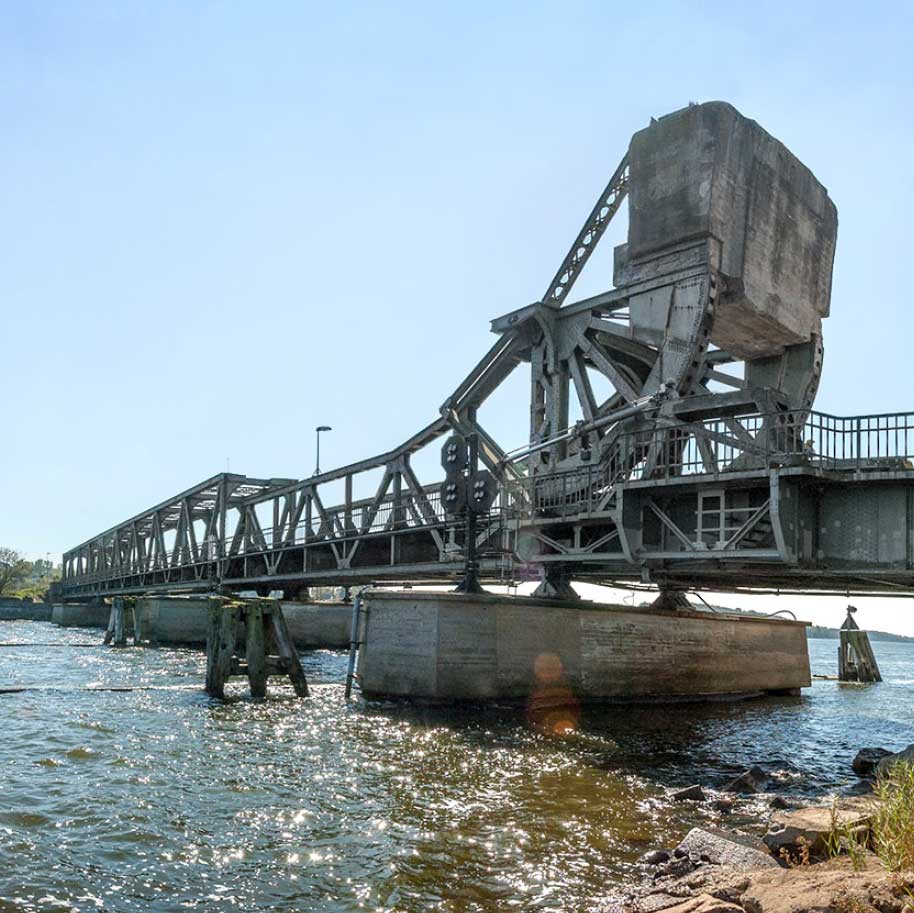 Schwierige Winterbaustelle:  Schleibrücke Lindaunis