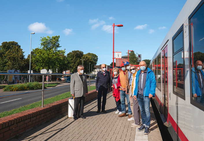 Klassentreffen an Gleis1